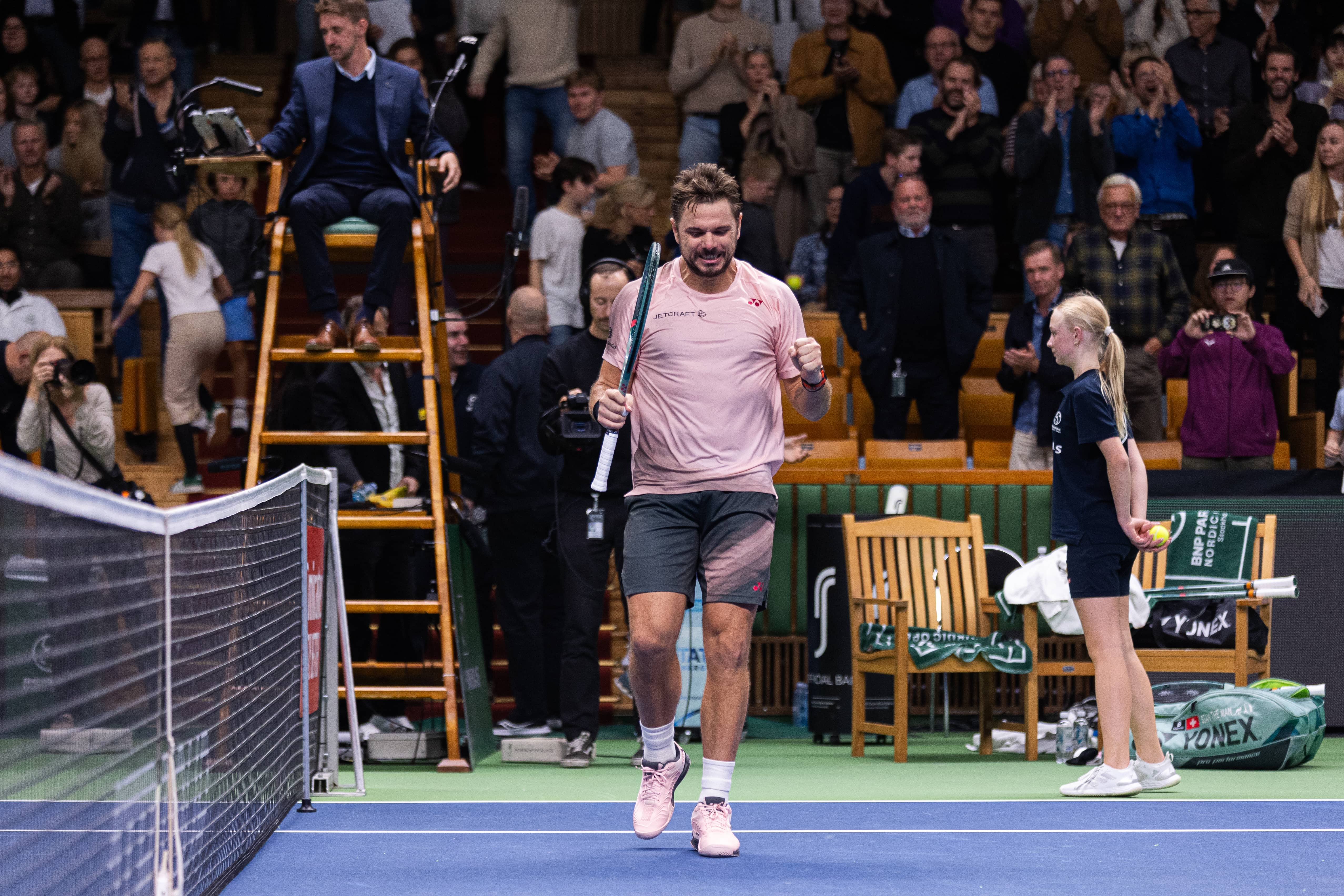Tokyo Take-Off! Shapovalov Serves Past Johnson