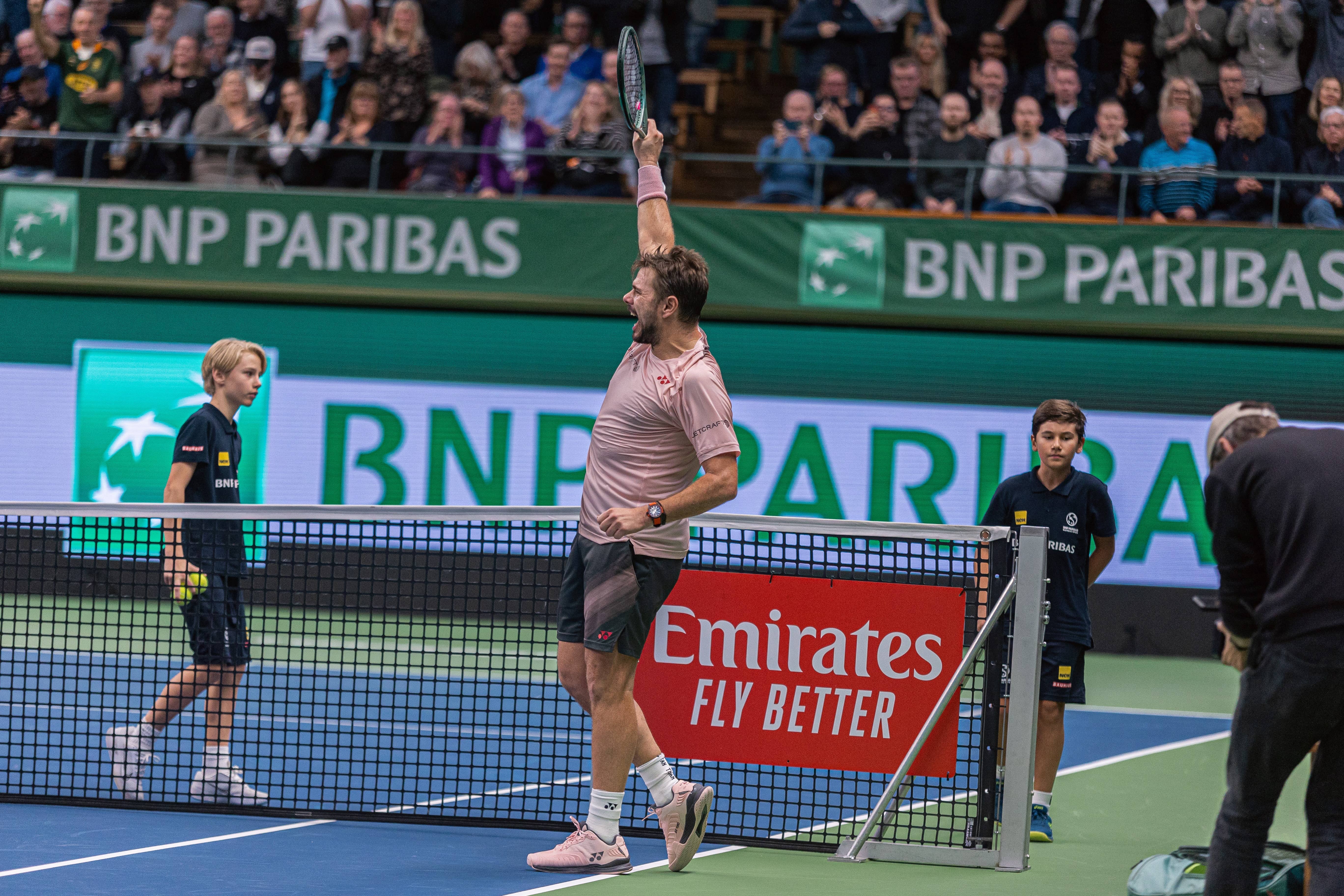 Tokyo Take-Off! Shapovalov Serves Past Johnson